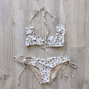 Adorable patterned cream/white bikini